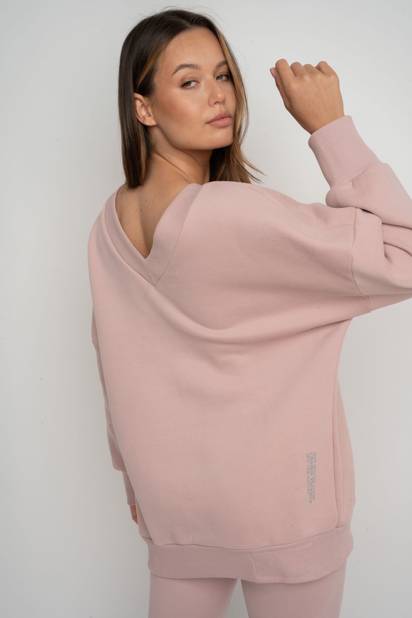LIGHT PINK OVERSIZED V-NECK SWEATSHIRT – BISCOE