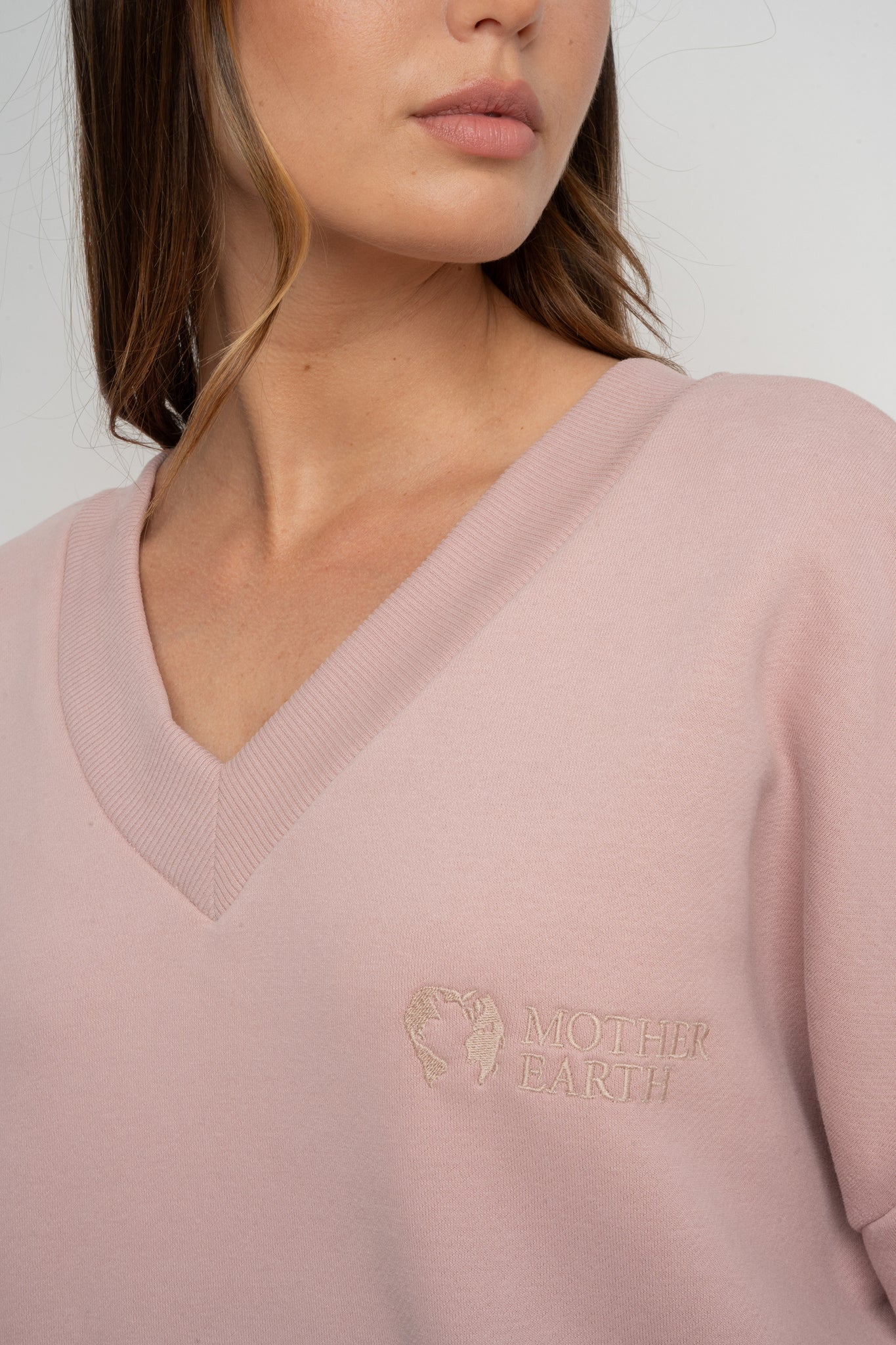 LIGHT PINK OVERSIZED V-NECK SWEATSHIRT – BISCOE