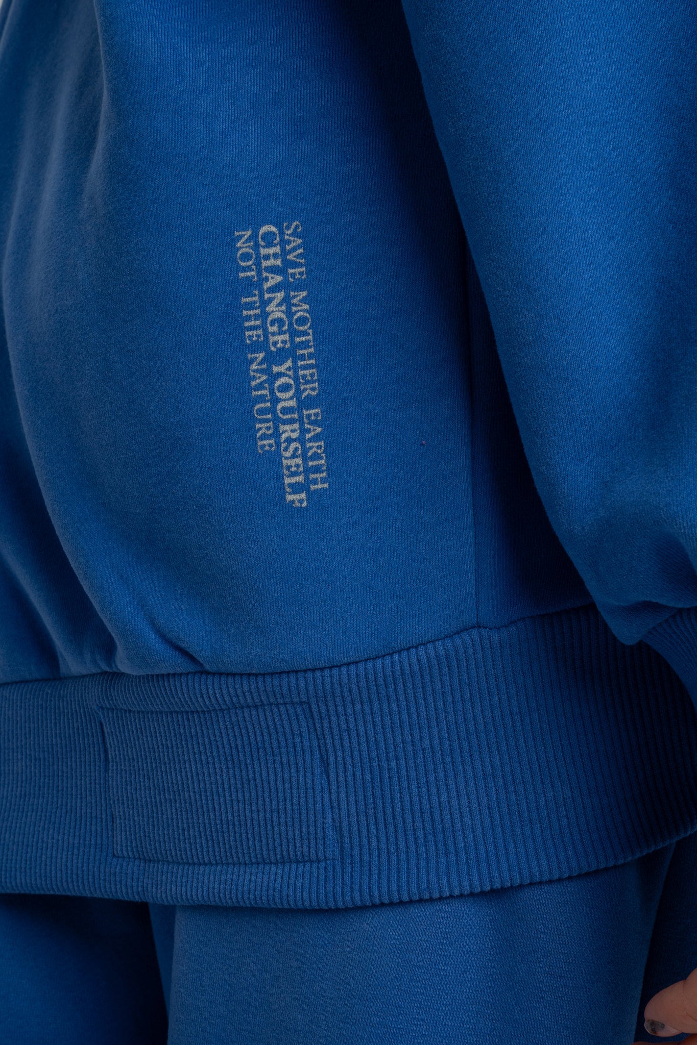BLUE OVERSIZED V-NECK SWEATSHIRT – BISCOE