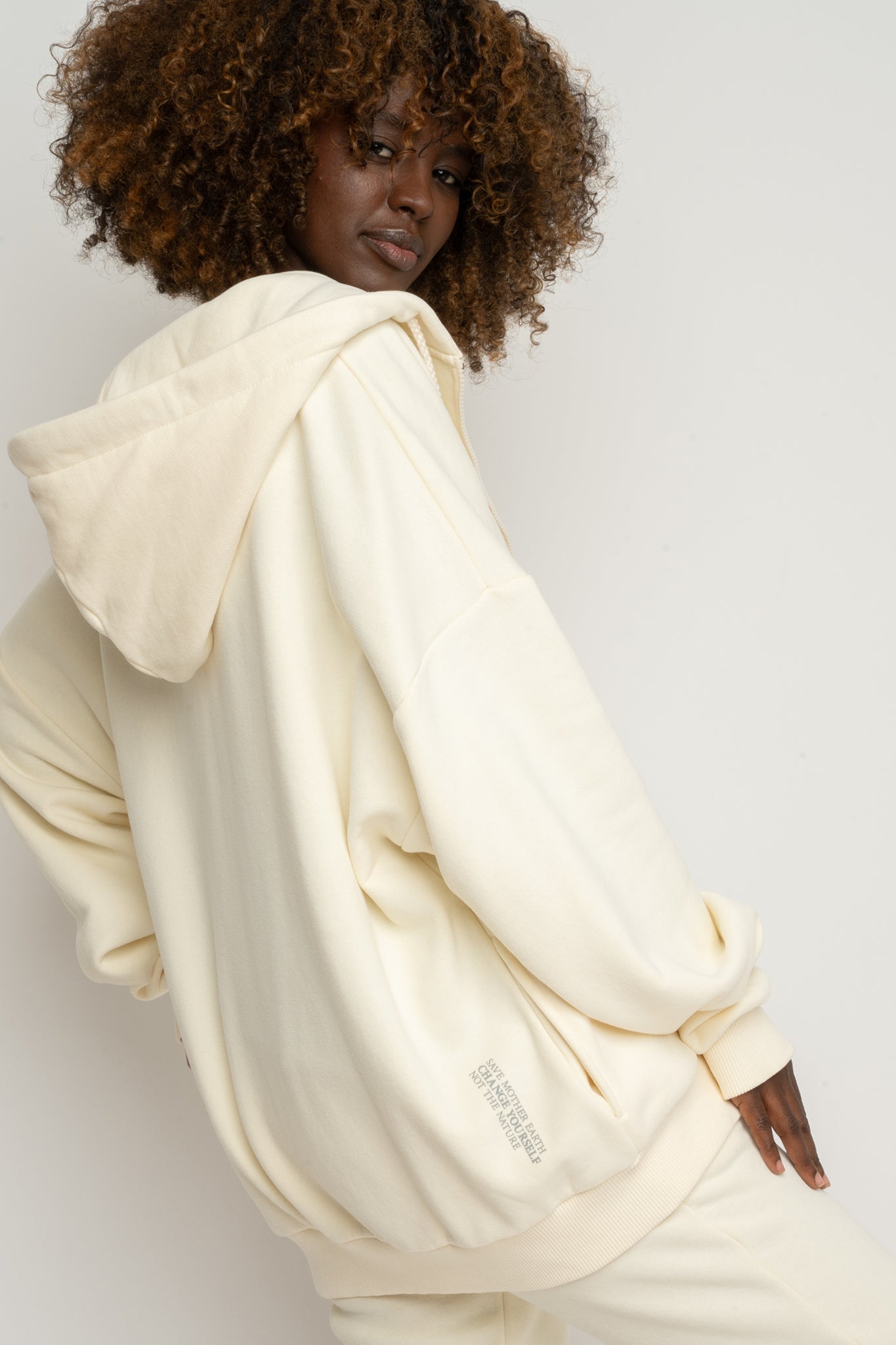 ECRU ZIP-UP HOODIE - NIKO