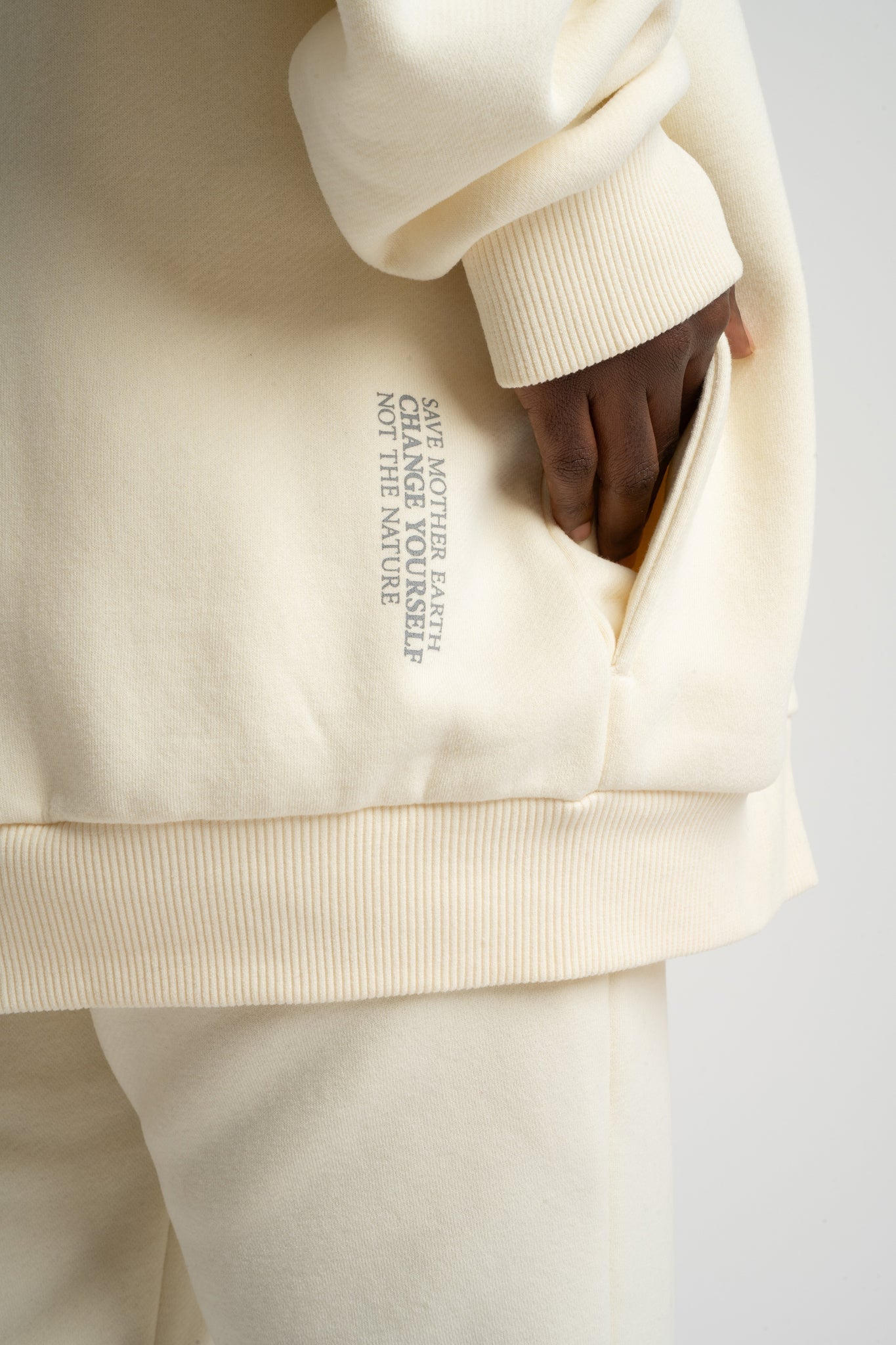 ECRU ZIP-UP HOODIE - NIKO